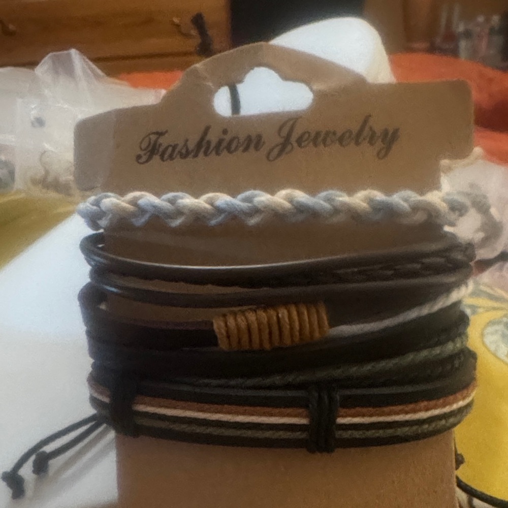Fashion Jewelry Men's Multi-Strand Brown, Green & White Leather Bracelet Stack